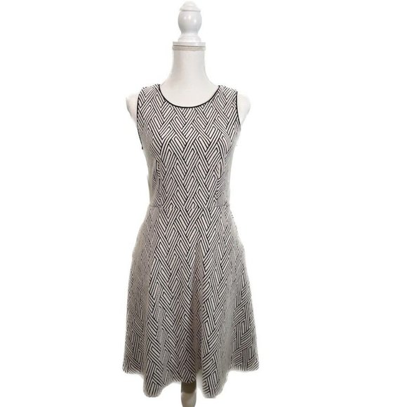 Banana Republic Black/White Geometric/Chevron High Waist/A-Line Dress - Picture 1 of 16
